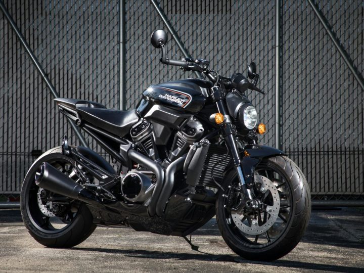 L’Impact Environnemental Des Motos Électriques Vs À Essence